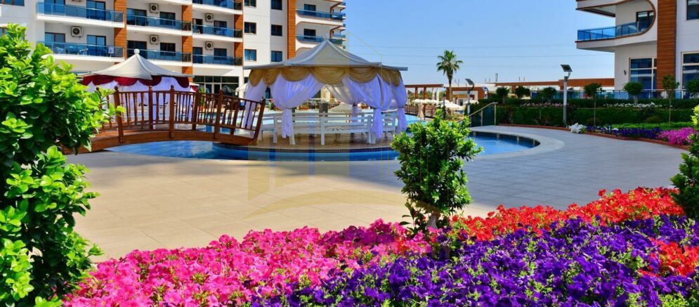 Аренда роскошной квартиры 2+1 в комплексе Азура парк уровня 7* отеля 8